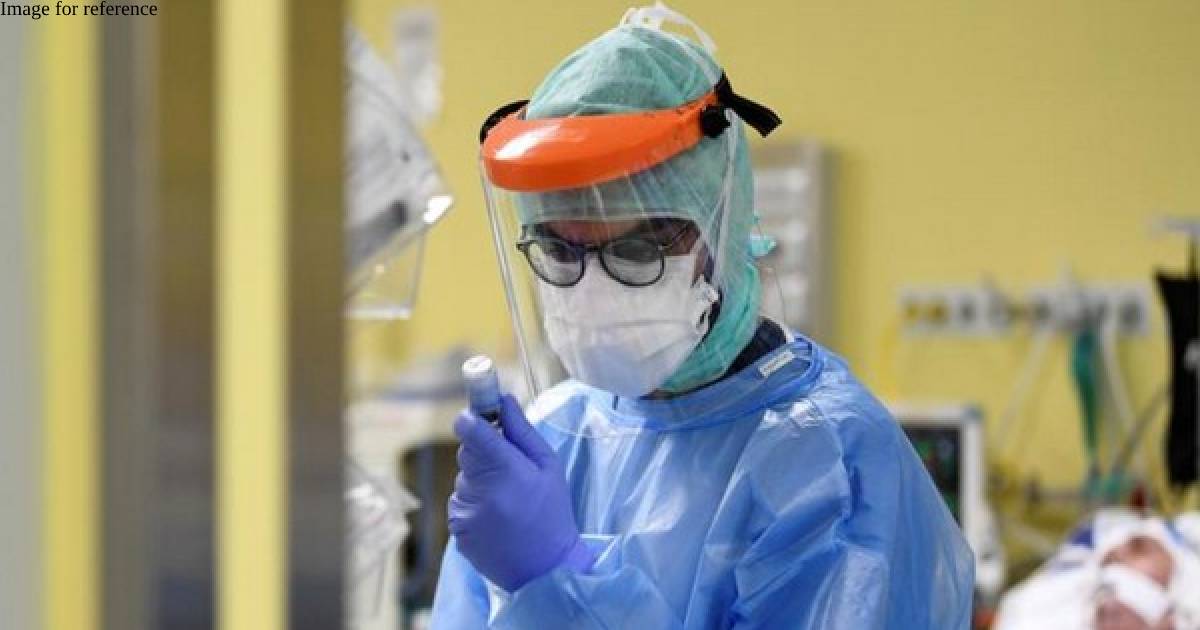 Italy tightens COVID health protocols as pandemic indicators worsen